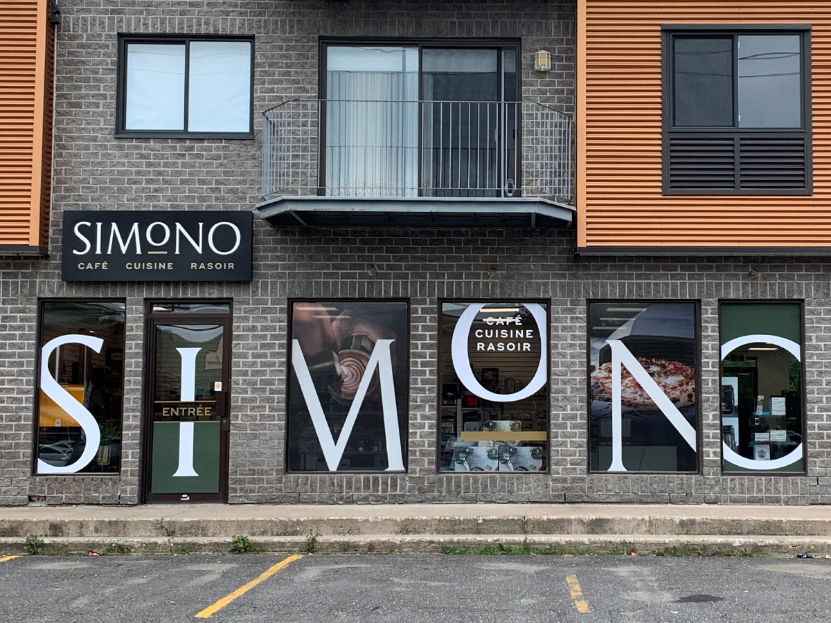 Vitrines de la boutique Simono